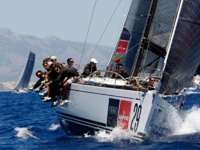 "Chuny" Bermúdez refuerza su liderato en la Copa del Rey Audi Mapfre "Chuny" Bermúdez refuerza su liderato en la Copa del Rey Audi Mapfre
